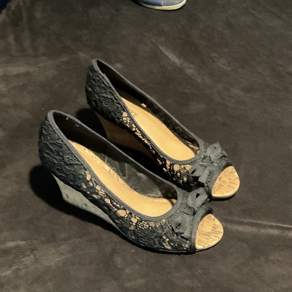 Report Black Lace Wedge Shoes